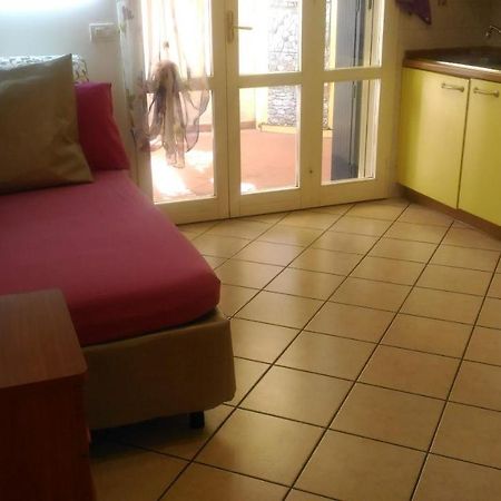 Bilocale Centro Storico Apartment Pesaro Bagian luar foto