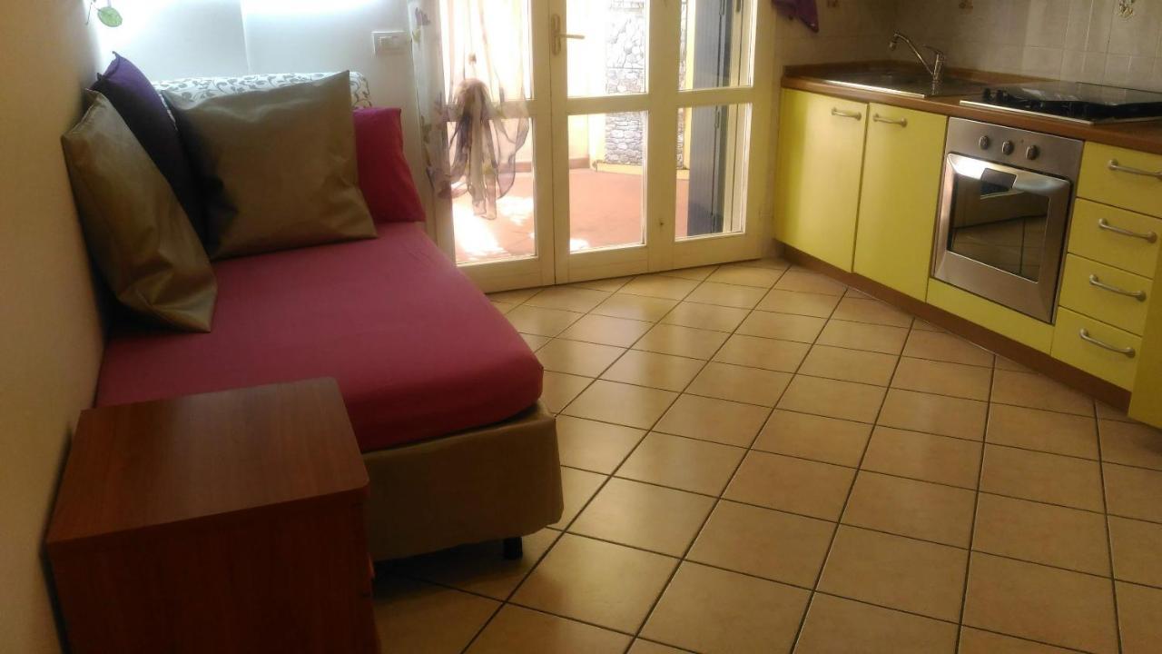 Bilocale Centro Storico Apartment Pesaro Bagian luar foto
