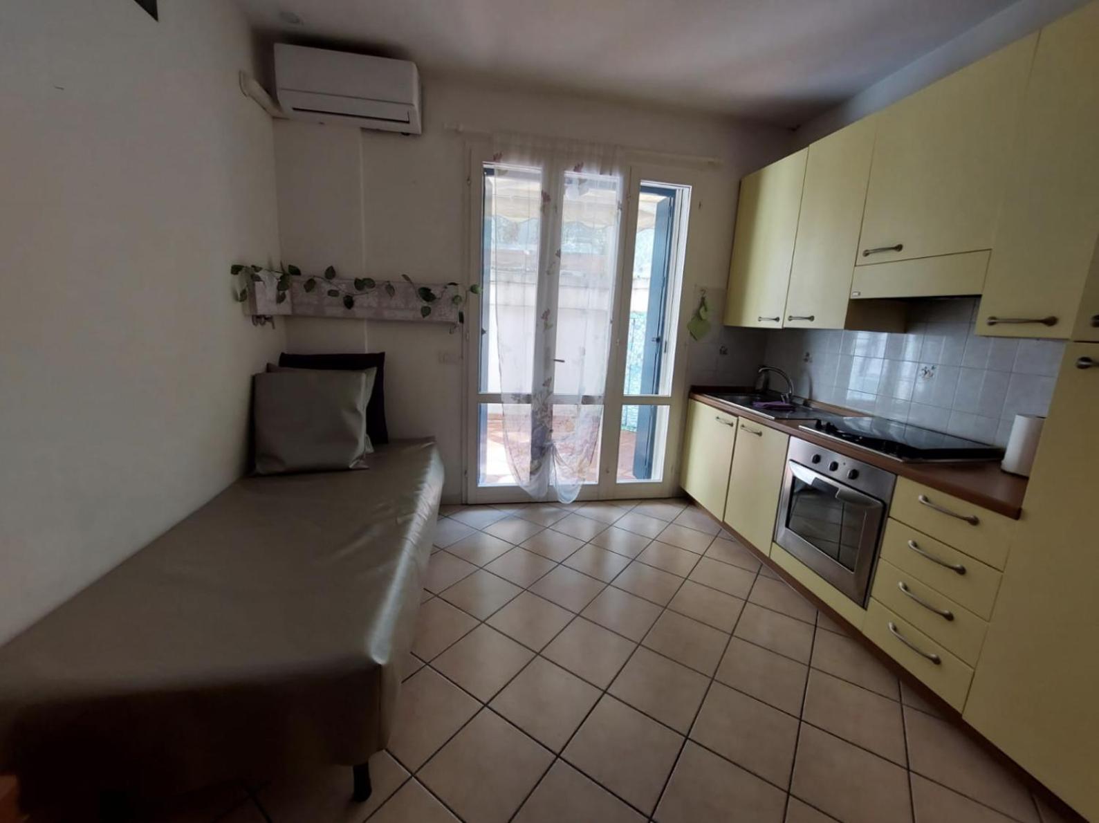 Bilocale Centro Storico Apartment Pesaro Bagian luar foto