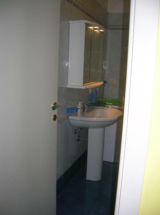Bilocale Centro Storico Apartment Pesaro Bagian luar foto